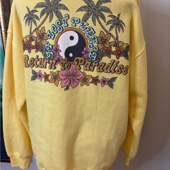 Set of Two Billabong Women's Floral Crew Neck Sweaters - Yellow and Olive - Picture 3 of 10